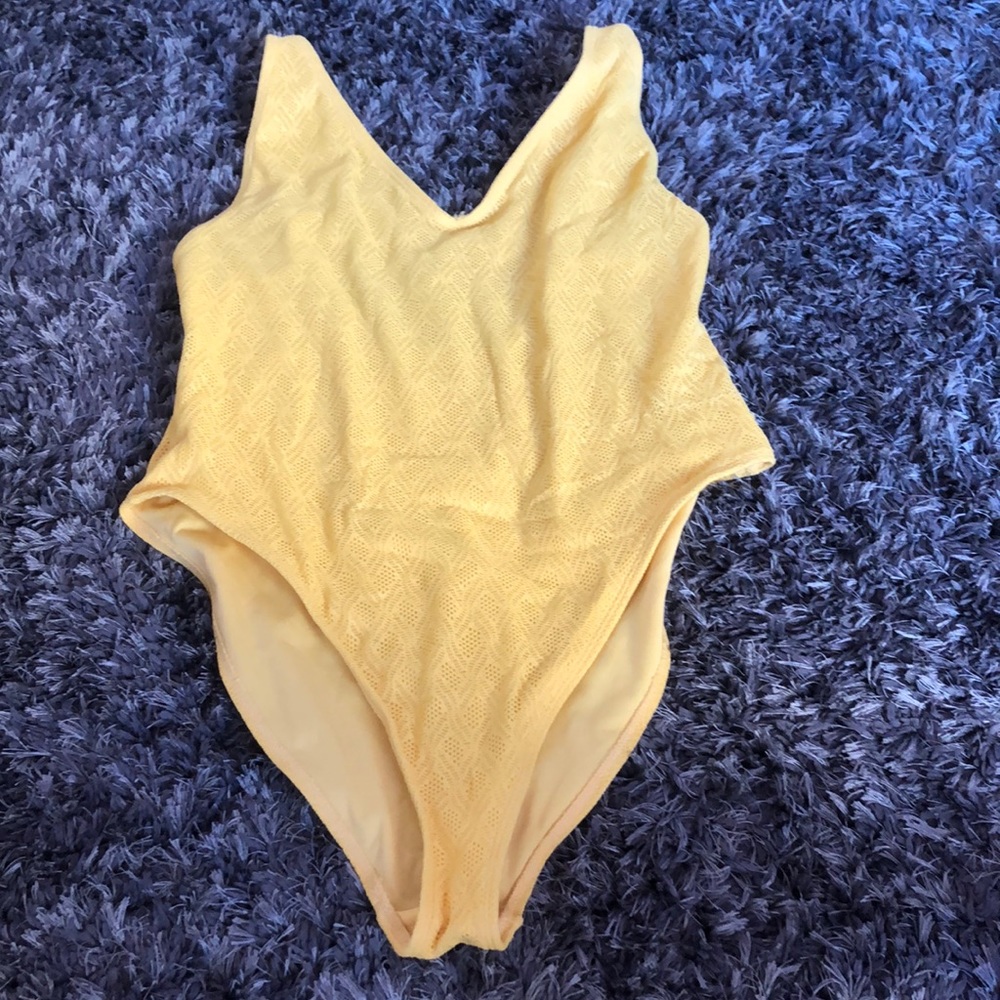 Swim suit